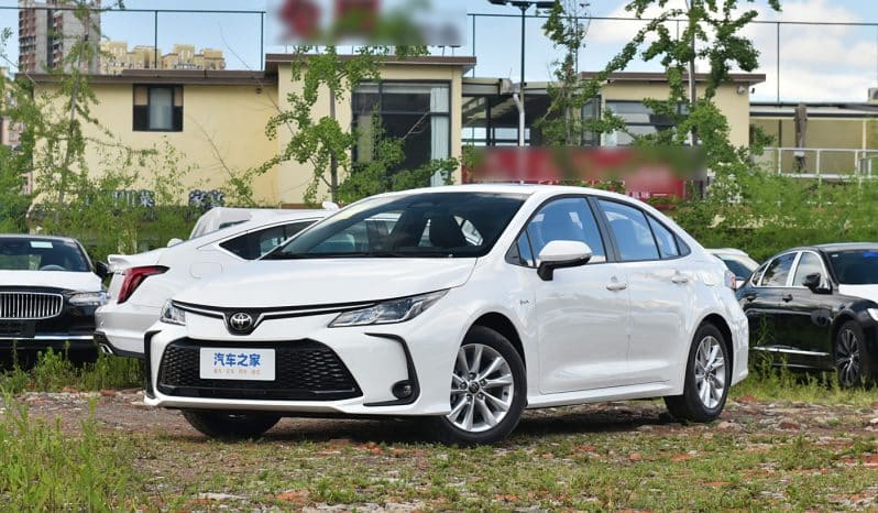 
								Toyota Corolla full									