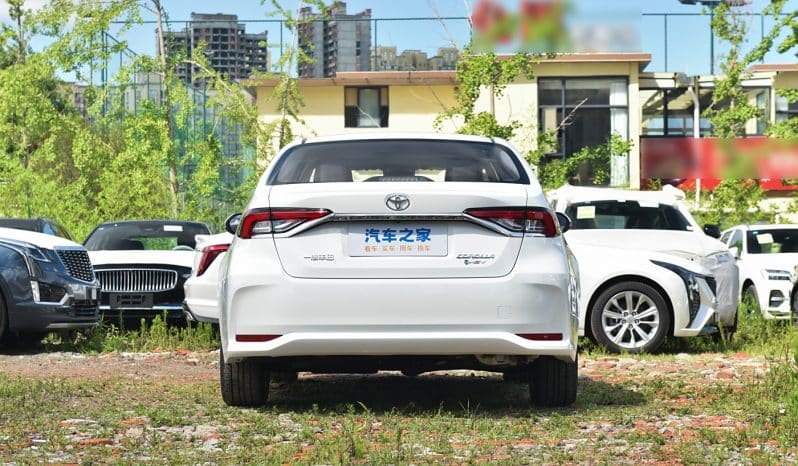 
								Toyota Corolla full									
