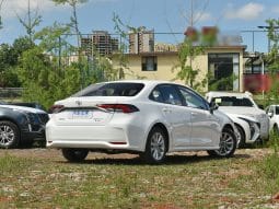 
										Toyota Corolla full									