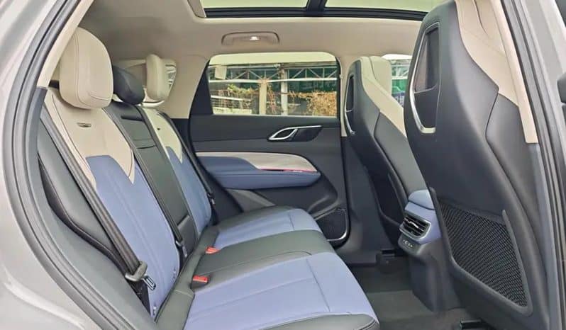 
								HongQi HS3 2.0T 2023-07 full									