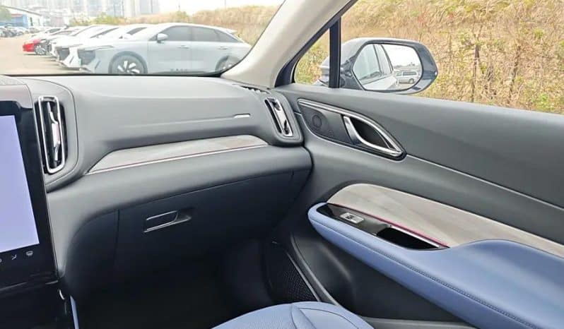
								HongQi HS3 2.0T 2023-07 full									